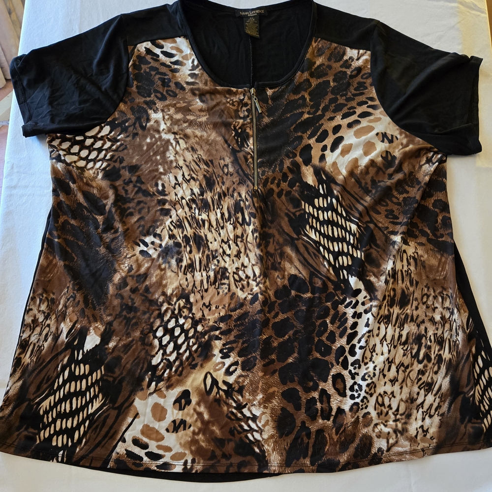 Susan Lawrence Black and Brown Animal Print Top